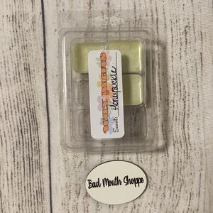 Handmade Upcycled Candle Wax Warmer Melts - Honeysuckle